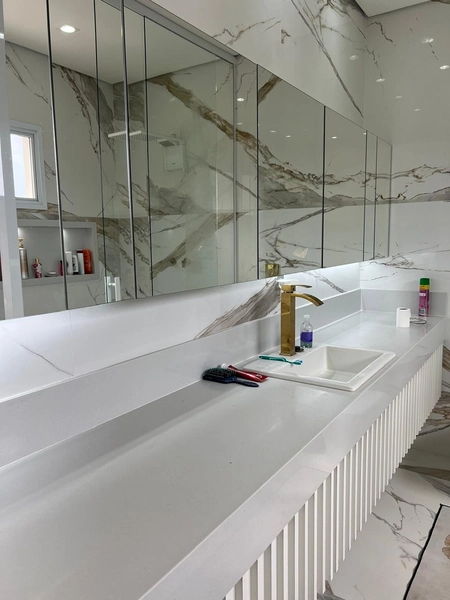 Casa moderna com 4 dormitórios sendo 3 suítes: 45ª foto da galeria de imagens do imóvel