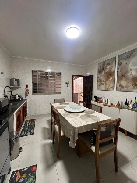 Casa de esquina no Cidade Nova por 620 mil: 16ª foto da galeria de imagens do imóvel
