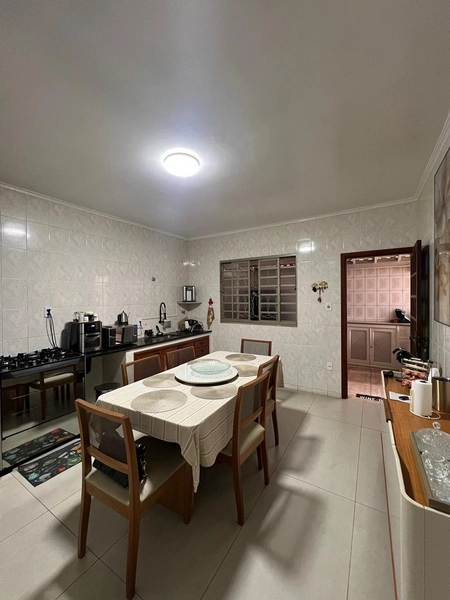 Casa de esquina no Cidade Nova por 620 mil: 15ª foto da galeria de imagens do imóvel