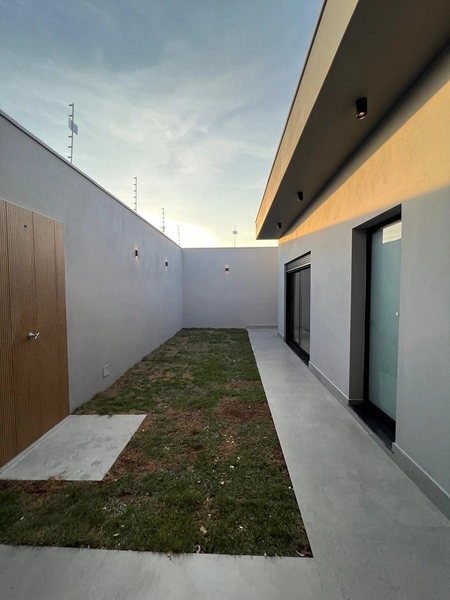 Casa NOVA e PLANA : 26ª foto da galeria de imagens do imóvel