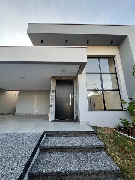 Casa NOVA e PLANA : 2ª foto da galeria de imagens do imóvel