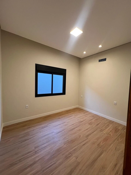 Casa NOVA e PLANA : 11ª foto da galeria de imagens do imóvel