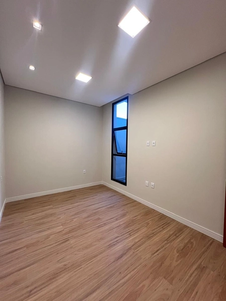 Casa NOVA e PLANA : 13ª foto da galeria de imagens do imóvel