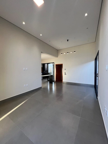 Casa NOVA e PLANA : 6ª foto da galeria de imagens do imóvel