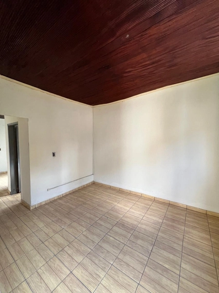 Casa próxima a Semel: 4ª foto da galeria de imagens do imóvel