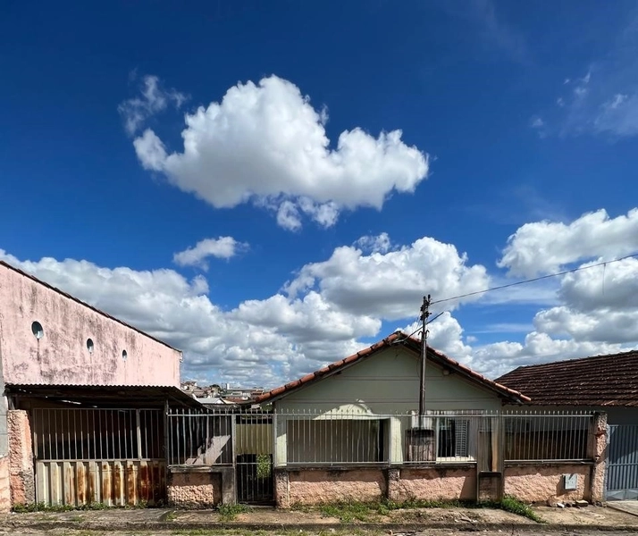 Casa próxima a Semel: 1ª foto da galeria de imagens do imóvel