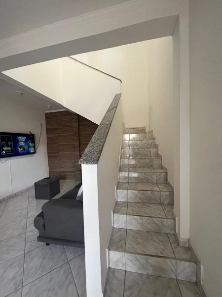 Casa próxima ao Hospital Bom Pastor por 220 mil: 6ª foto da galeria de imagens do imóvel