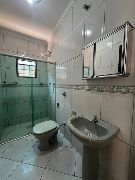 Casa plana com 3 dormitórios de 400 por 380 milmil: 11ª foto da galeria de imagens do imóvel