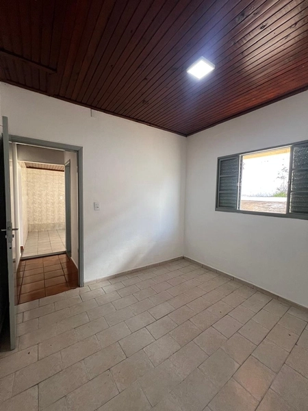 Casa com 3 quartos e terreno inteiro por 270 mil: 13ª foto da galeria de imagens do imóvel
