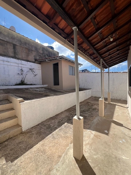 Casa com 3 quartos e terreno inteiro por 270 mil: 16ª foto da galeria de imagens do imóvel