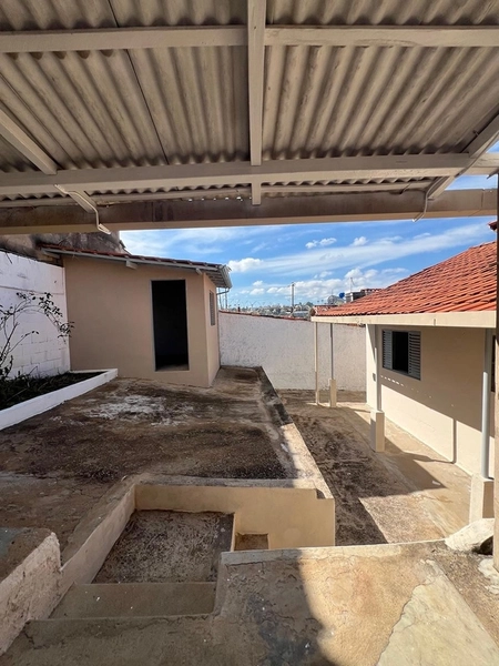 Casa com 3 quartos e terreno inteiro por 270 mil: 22ª foto da galeria de imagens do imóvel