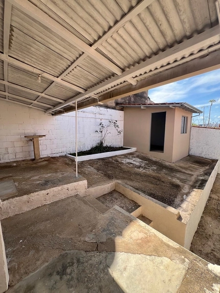 Casa com 3 quartos e terreno inteiro por 270 mil: 20ª foto da galeria de imagens do imóvel