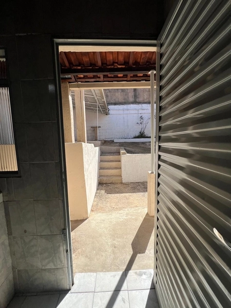 Casa com 3 quartos e terreno inteiro por 270 mil: 14ª foto da galeria de imagens do imóvel