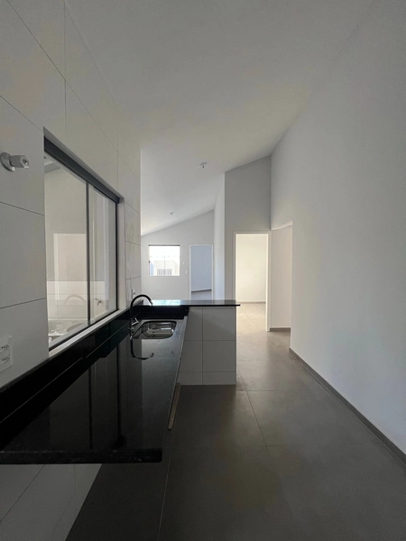 Casa com 3 dormitórios sendo um suíte por 350 mil: 9ª foto da galeria de imagens do imóvel