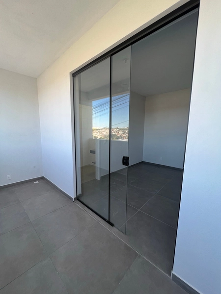 Casa com 3 dormitórios sendo um suíte por 350 mil: 20ª foto da galeria de imagens do imóvel