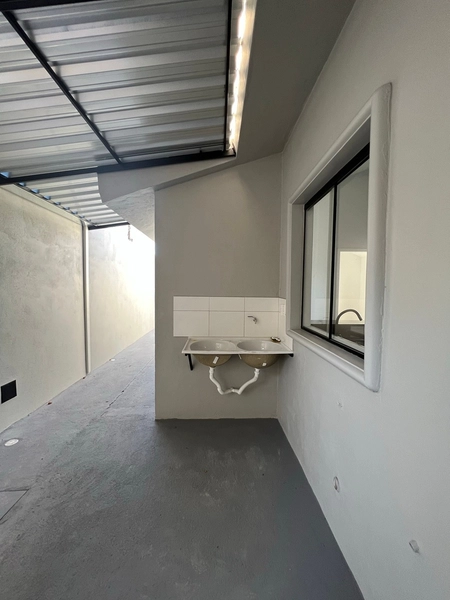 Casa com 3 dormitórios sendo um suíte por 350 mil: 21ª foto da galeria de imagens do imóvel