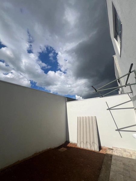 Casa com 2 pavimentos por  280 mil: 14ª foto da galeria de imagens do imóvel