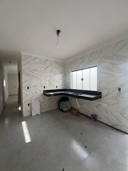 Casa com 2 pavimentos por  280 mil: 8ª foto da galeria de imagens do imóvel