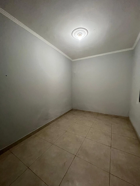 Casa de terreno inteiro por 245 mil: 8ª foto da galeria de imagens do imóvel