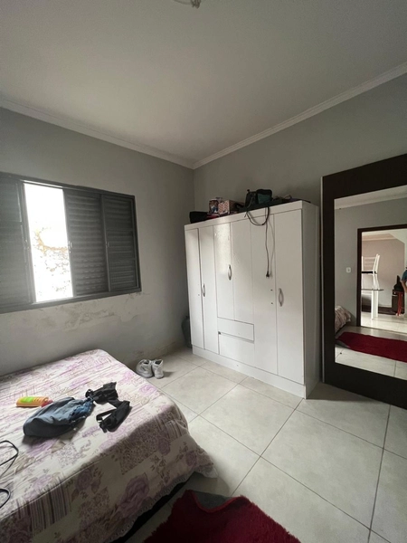 Casa de terreno inteiro por 245 mil: 4ª foto da galeria de imagens do imóvel