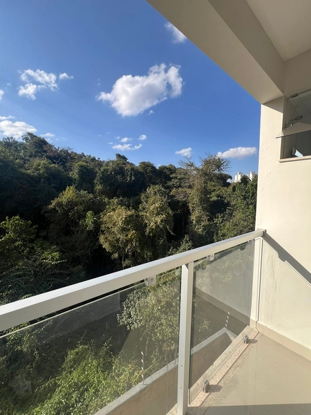 Apartamento com 3 quartos por 360 mil: 25ª foto da galeria de imagens do imóvel