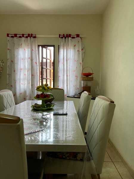 Casa Plana no Jardim Ribeiro de 490 mil por 460 mil: 1ª foto da galeria de imagens do imóvel