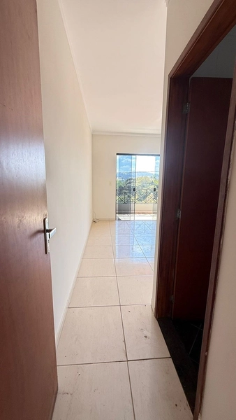 Casa com 3 dormitórios por 280 mil: 1ª foto da galeria de imagens do imóvel
