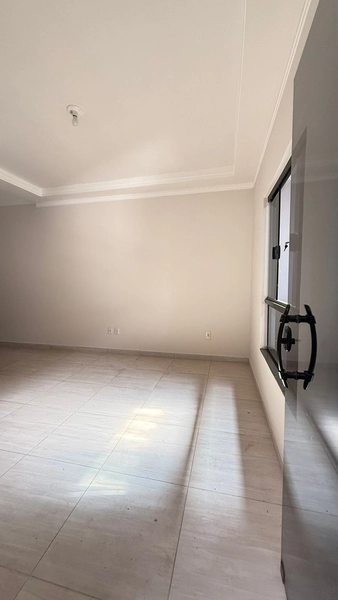 Casa com 3 dormitórios por 280 mil: 3ª foto da galeria de imagens do imóvel