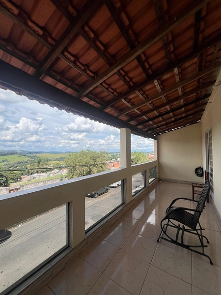 Casa em frente a represa por 300mil: 1ª foto da galeria de imagens do imóvel