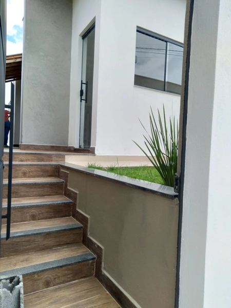 Casa nova no Alto dos Pinheiros: 2ª foto da galeria de imagens do imóvel