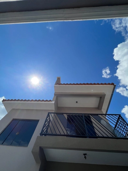 Casa no Bouganville com ponto comercial.: 4ª foto da galeria de imagens do imóvel
