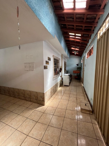 Casa no Canaã na avenida principal: 3ª foto da galeria de imagens do imóvel