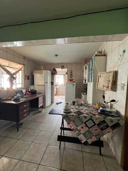 Casa no Canaã na avenida principal: 8ª foto da galeria de imagens do imóvel