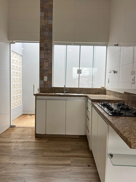 Casa em 2 terrenos no Alto da Figueira lll: 12ª foto da galeria de imagens do imóvel