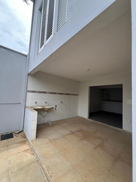 Casa em 2 terrenos no Alto da Figueira lll: 31ª foto da galeria de imagens do imóvel