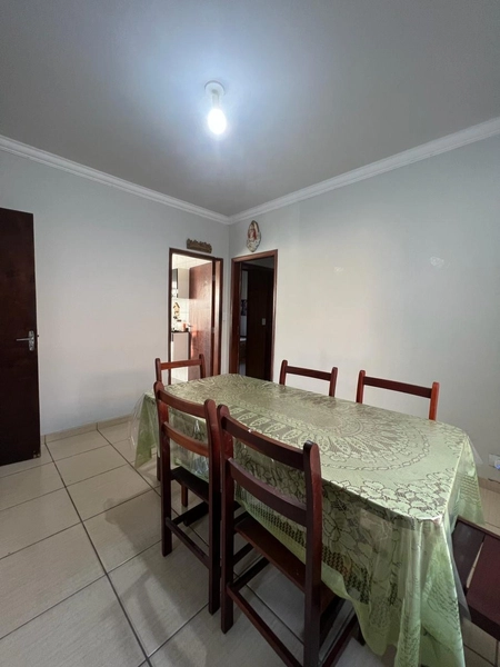 Casa Plana próximo a Rua Rio de Janeiro: 3ª foto da galeria de imagens do imóvel