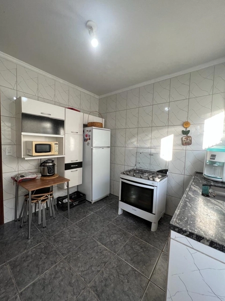 Casa Plana próximo a Rua Rio de Janeiro: 11ª foto da galeria de imagens do imóvel