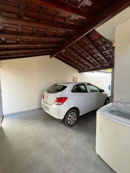 Casa Plana próximo a Rua Rio de Janeiro: 13ª foto da galeria de imagens do imóvel