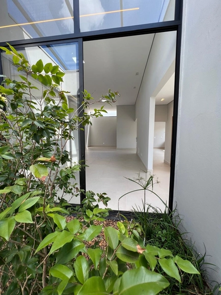 Casa bem próxima ao Shopping: 11ª foto da galeria de imagens do imóvel