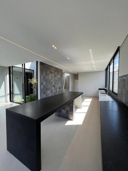Casa bem próxima ao Shopping: 15ª foto da galeria de imagens do imóvel