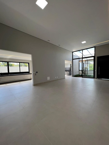 Casa bem próxima ao Shopping: 18ª foto da galeria de imagens do imóvel