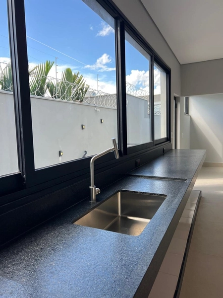Casa bem próxima ao Shopping: 21ª foto da galeria de imagens do imóvel