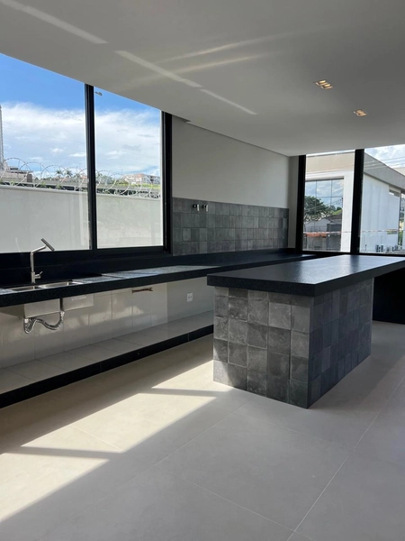 Casa bem próxima ao Shopping: 16ª foto da galeria de imagens do imóvel