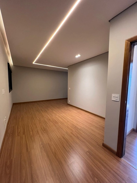Casa bem próxima ao Shopping: 33ª foto da galeria de imagens do imóvel