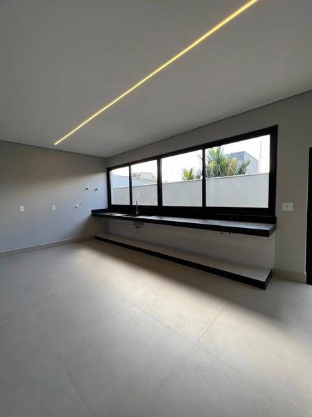 Casa bem próxima ao Shopping: 22ª foto da galeria de imagens do imóvel