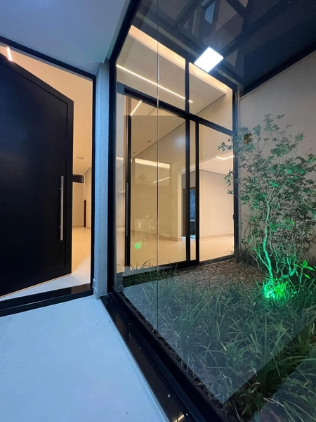Casa bem próxima ao Shopping: 6ª foto da galeria de imagens do imóvel