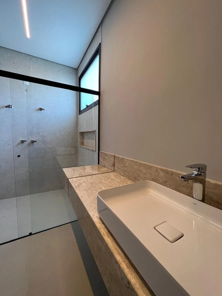 Casa bem próxima ao Shopping: 37ª foto da galeria de imagens do imóvel