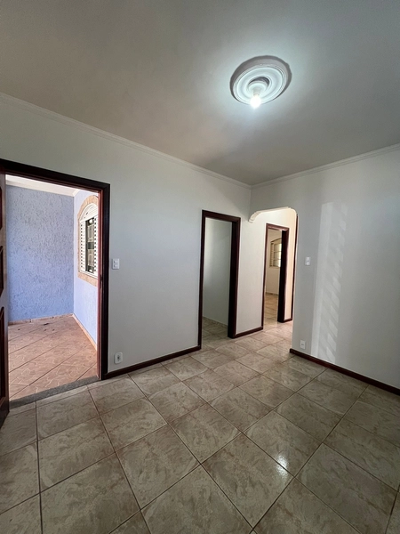 Casa no Rezende com 2 moradias de 320 por 275 mil: 5ª foto da galeria de imagens do imóvel