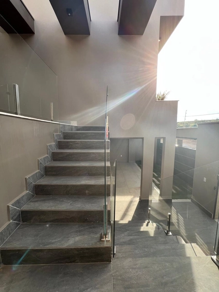 Casa alta no Porto Real: 4ª foto da galeria de imagens do imóvel