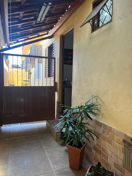 Casa com suíte no Jd Ribeiro de 280 mil por 260 mil: 3ª foto da galeria de imagens do imóvel